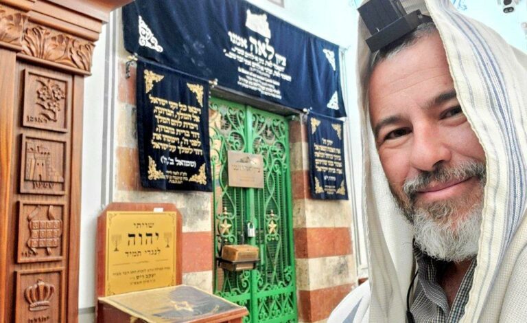 Hebron spokesman sees inspiration in stolen tefillin incident